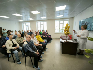 В Югре чествуют новых почетных доноров