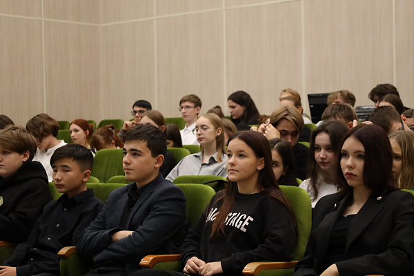 Уроки донорства для школьников Нижневартовска