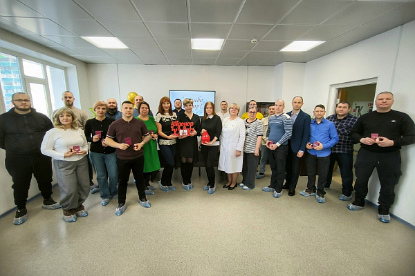 В Югре чествуют новых почетных доноров