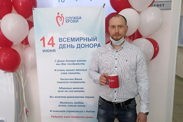 Сдавайте кровь, пусть в мире пульсирует жизнь