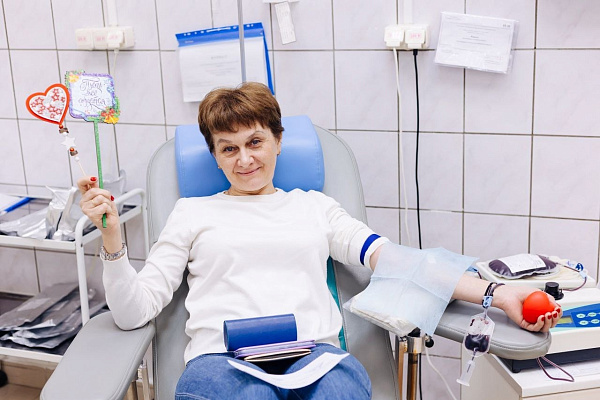 С новым годом, доноры Югры